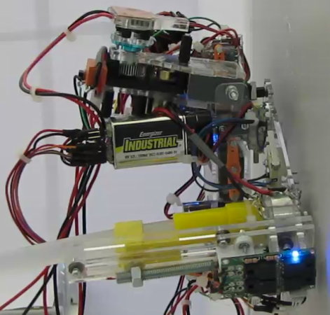 Equipped With a Hot Glue Gun, New Robot Builds Its Own Custom Tools