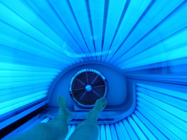 The tanning bed in your gym is worrying dermatologists