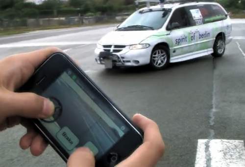 Video: iPhone App Remotely Drives a Chrysler Minivan