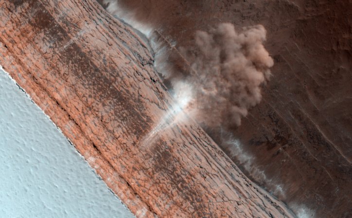 Rolling Martian Avalanche Greets the Spring