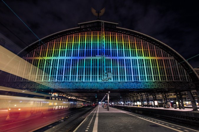 How To Turn 4,000 Watts Of White Light Into A 45-Meter-Wide Rainbow