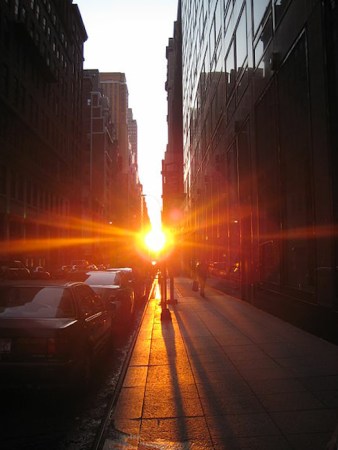 The Cosmic Alignment Known As ‘Manhattanhenge’ Begins Tonight