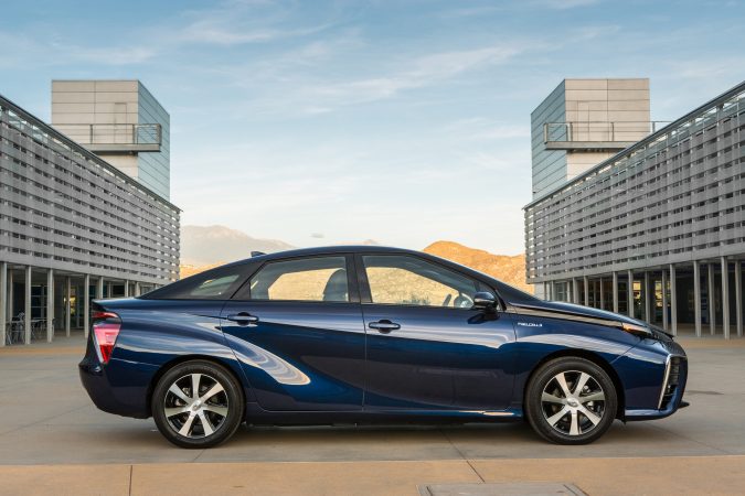 Toyota Mirai Has Longest Range Of Any Zero-Emissions Vehicle