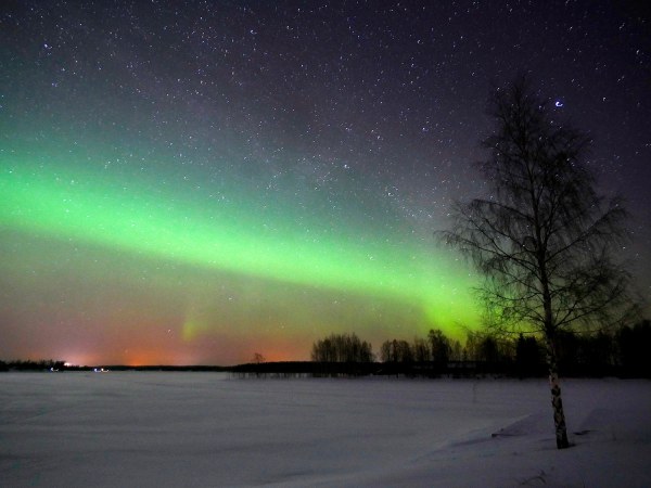 Will Earth’s shifting magnetic poles push the Northern Lights too?