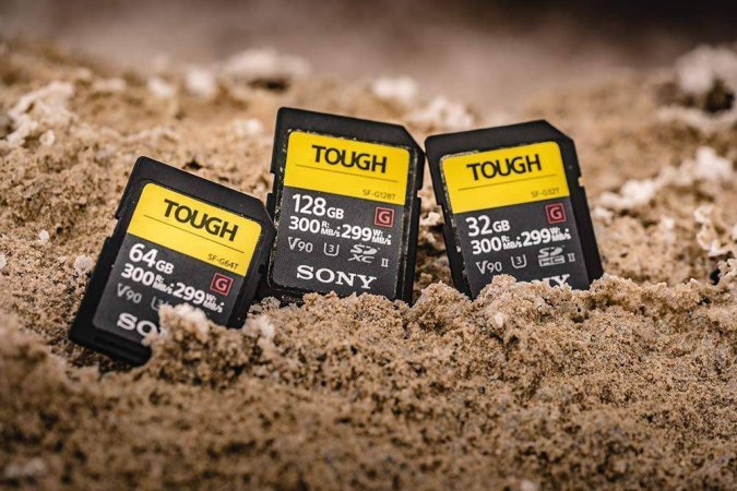  Sony Tough Cards