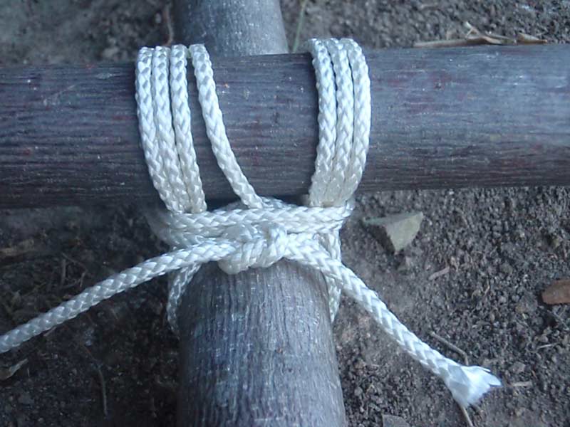 a square knot lashing