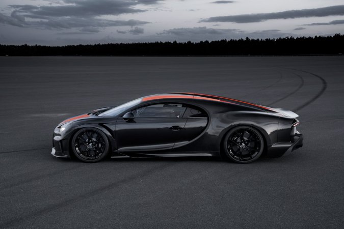 The Bugatti Chiron supercar broke the 300 mph barrier and set a new speed record