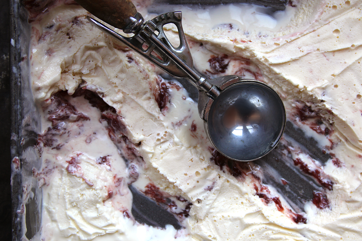 Sour Cream Ice Cream with Strawberries and Brown Sugar