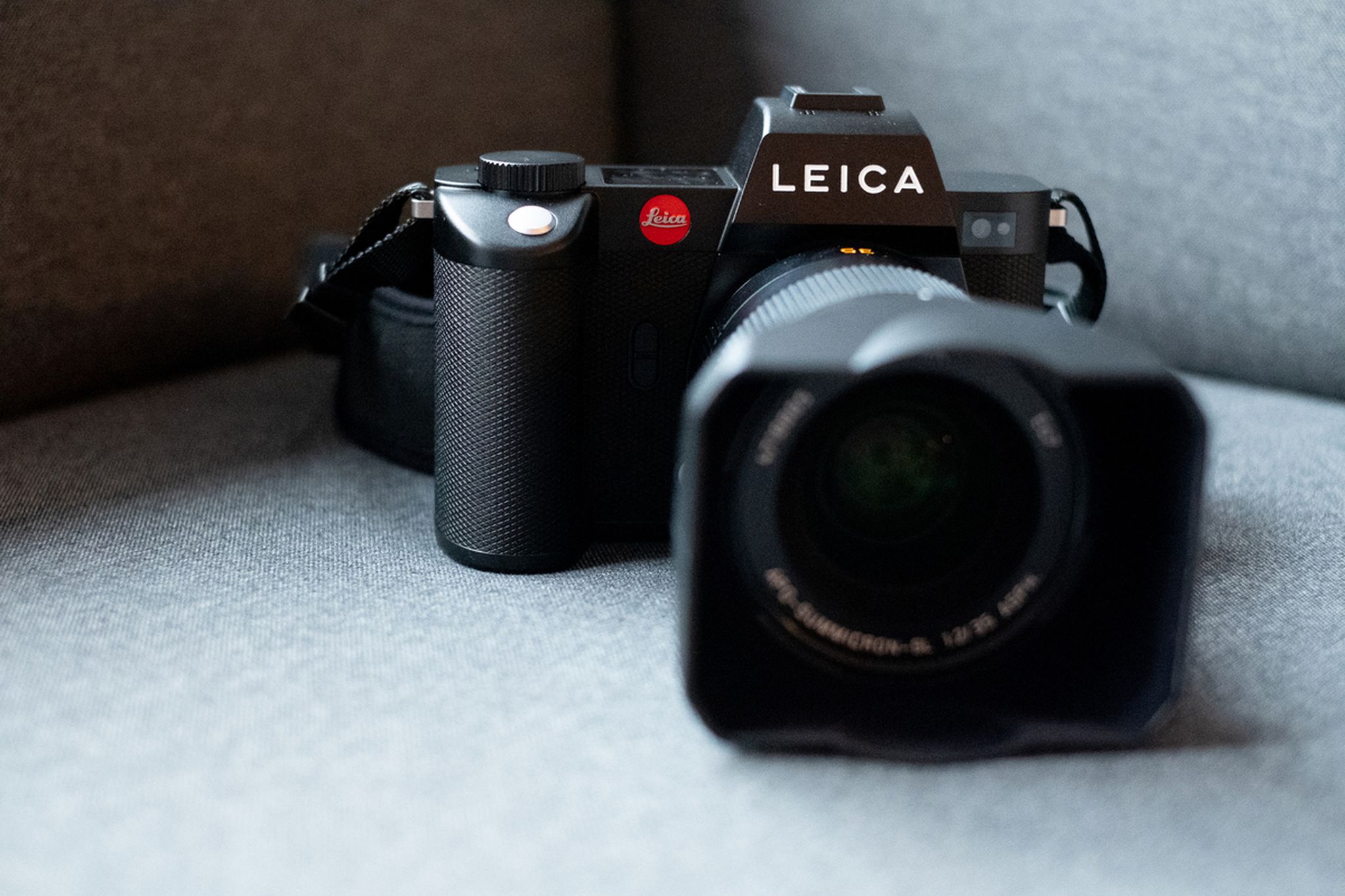 Leica's SL2 camera