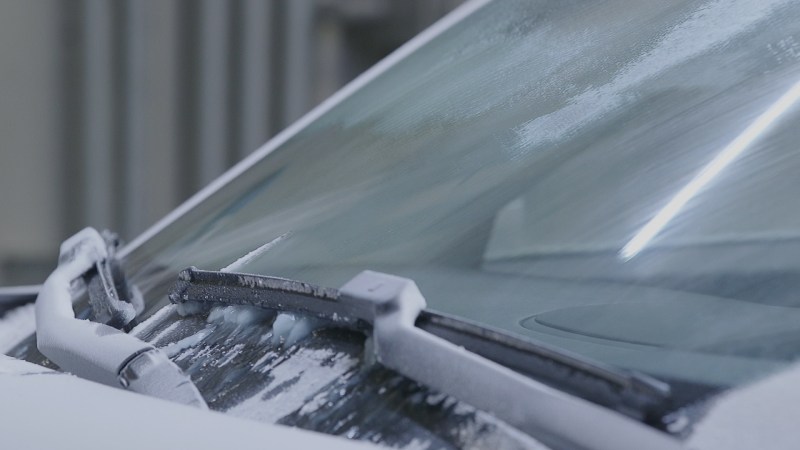 heated windshield wipers