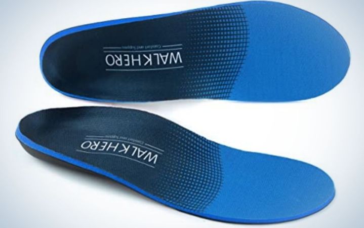  Two colored shoe soles buy strong and with their top black.