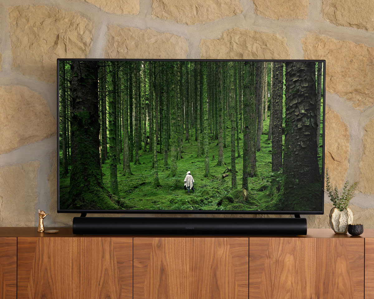 Sonos Arc sound bar with TV