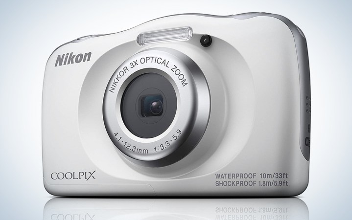  Nikon Coolpix W150