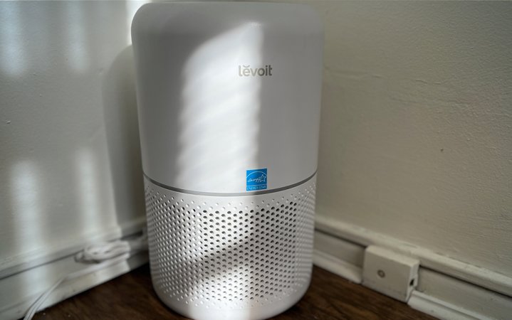  A Levoit Core 300 Air purifier in a sunny corner