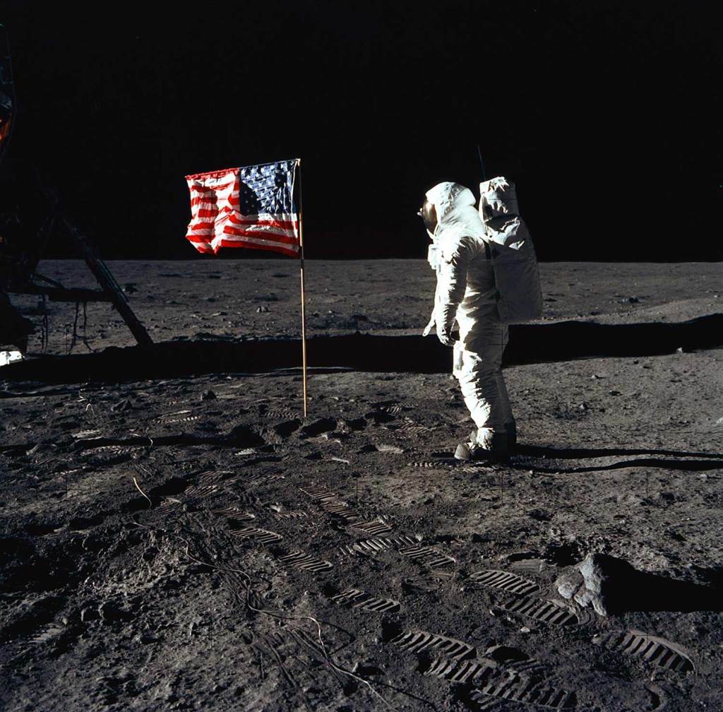 Apollo 11 Moonwalk