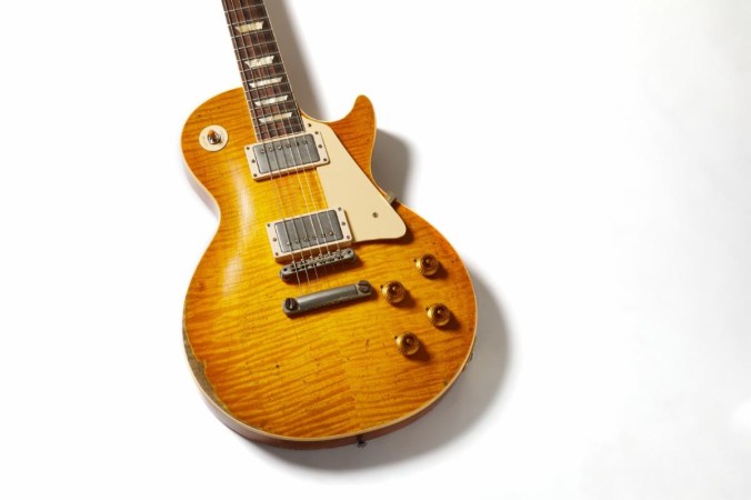 the 1959 Les Paul Standard Ultra Heavy-Aged in Lemon Burst.