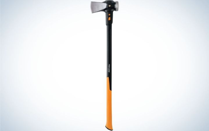  The Fiskars IsoCore 36-Inch Maul is the best manual log splitter.