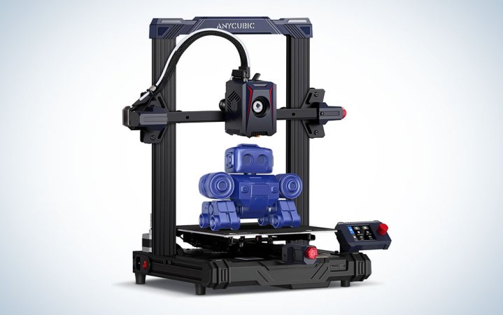     Printer 3D anycubic kobra 2 neo dengan latar belakang polos