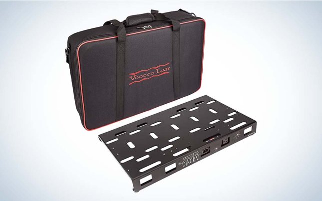 The Voodoo Lab Dingbat Pedalboard id the best pedalboard with power supply.