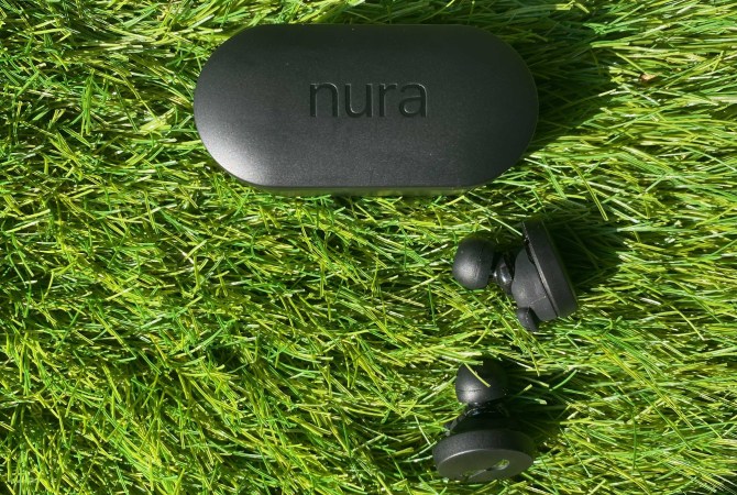  NuraTrue earbuds and case product card