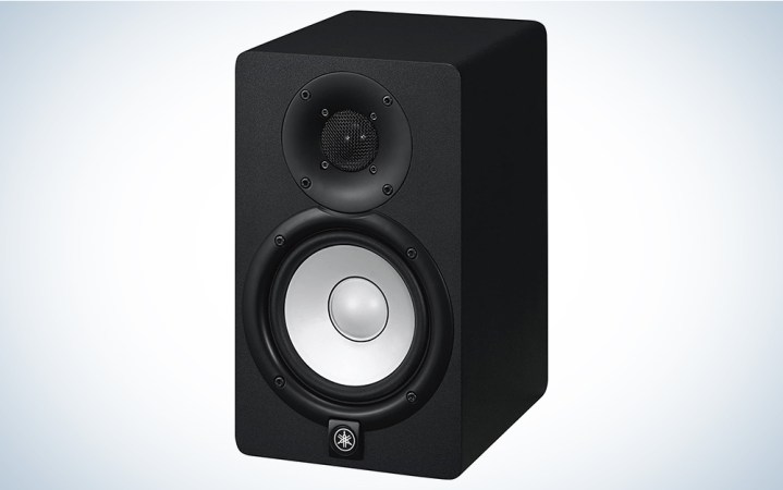  The signature tell-it-like-it-is white cone of the Yamaha HS5 studio monitors