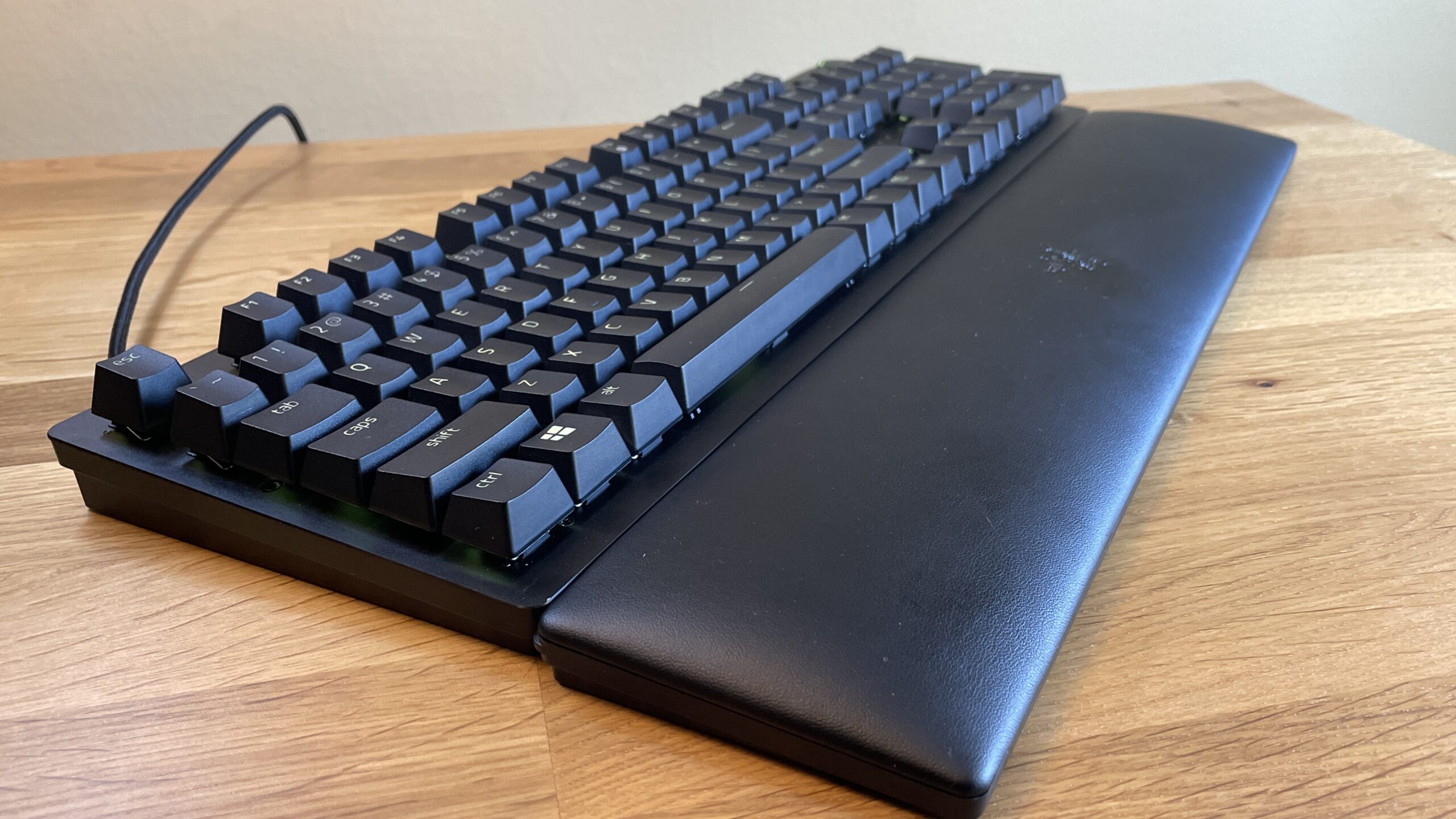 Razer Huntsman V2 Review