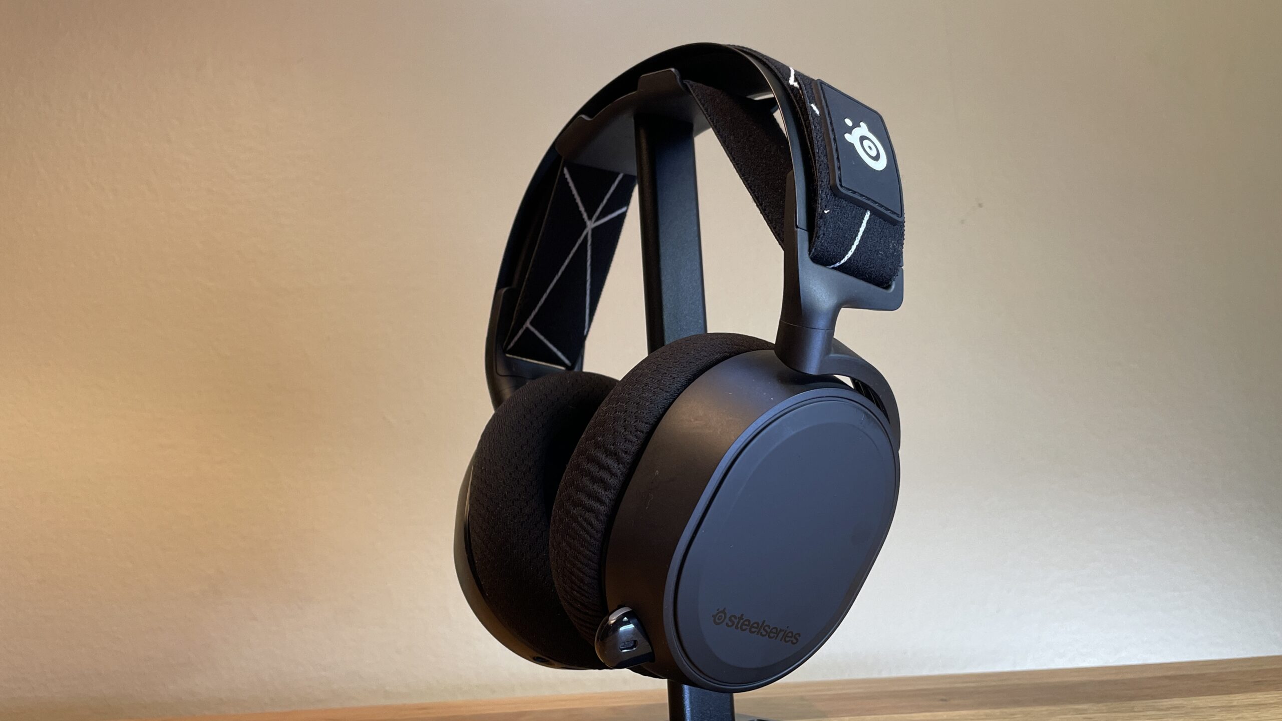 SteelSeries Arctis 9 Wireless Gaming headset