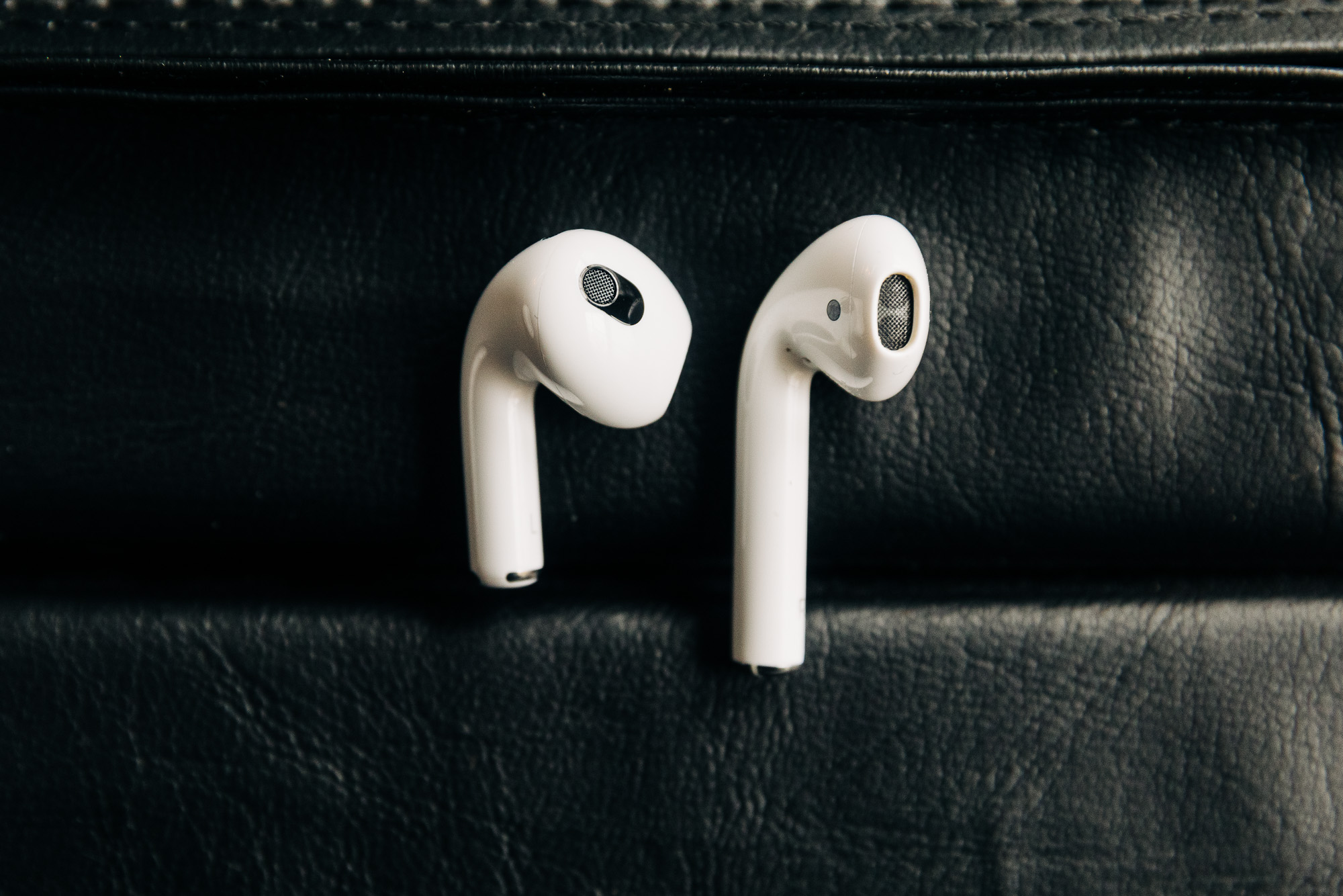 AirPods 3 compared to AirPods 2