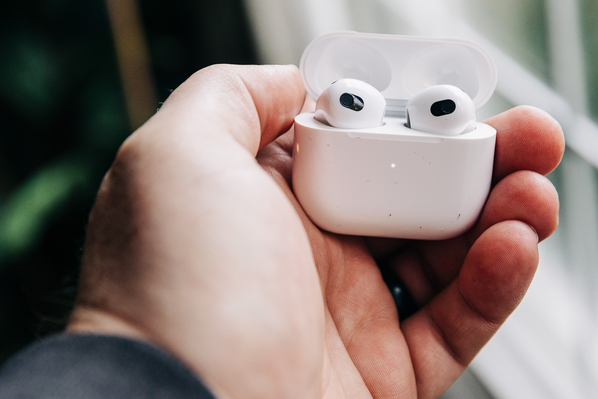 AirPods 3 in charging case