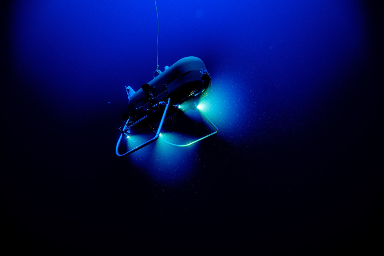 Orpheus will explore the ocean's deepest alien depths | Popular Science