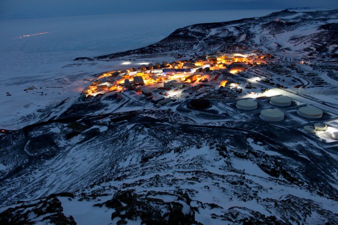 mcmurdo station antarctica