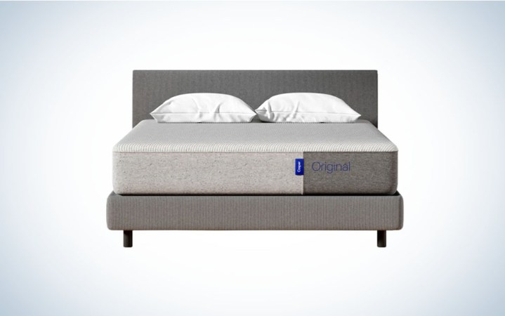  Casper mattress on a white background