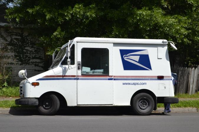 USPS mail truck