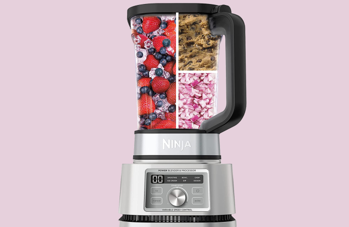 Ninja Foodi Blender on a colorful background