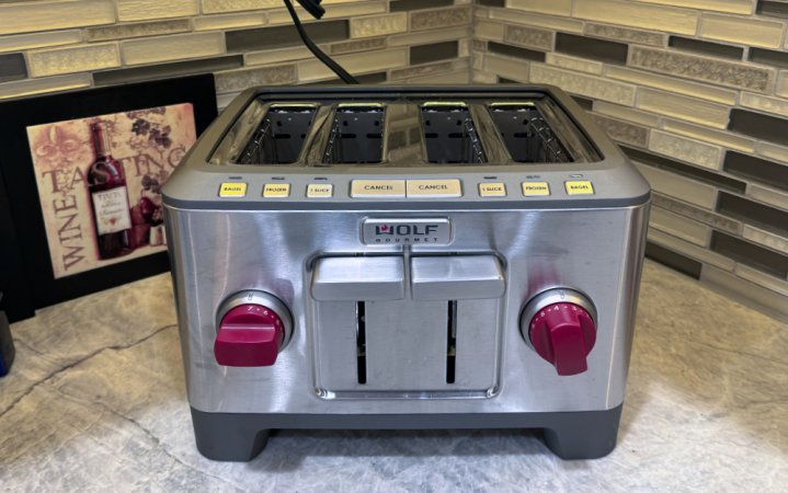  Wolf Gourmet 4-Slice Extra-Wide Slot Toaster on a countertop.