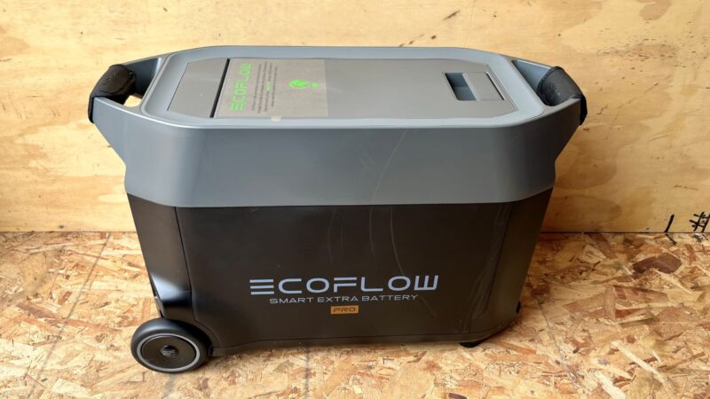   EcoFlow Delta Pro portable generator depiction 