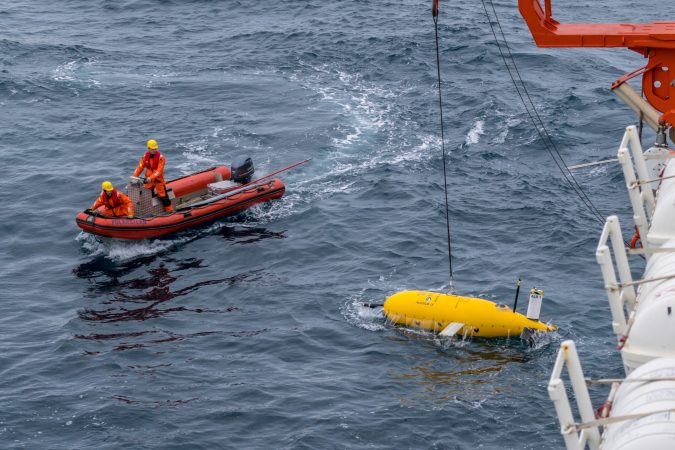 boaty the autosub at sea