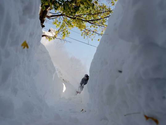 What causes lake-effect storms like in Buffalo, NY? | Popular Science