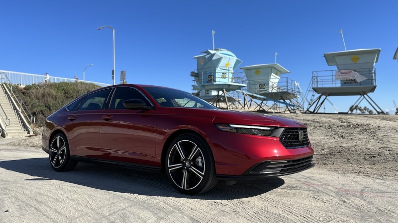 Honda’s newest Accord hybrid is a sleek, brawny beast