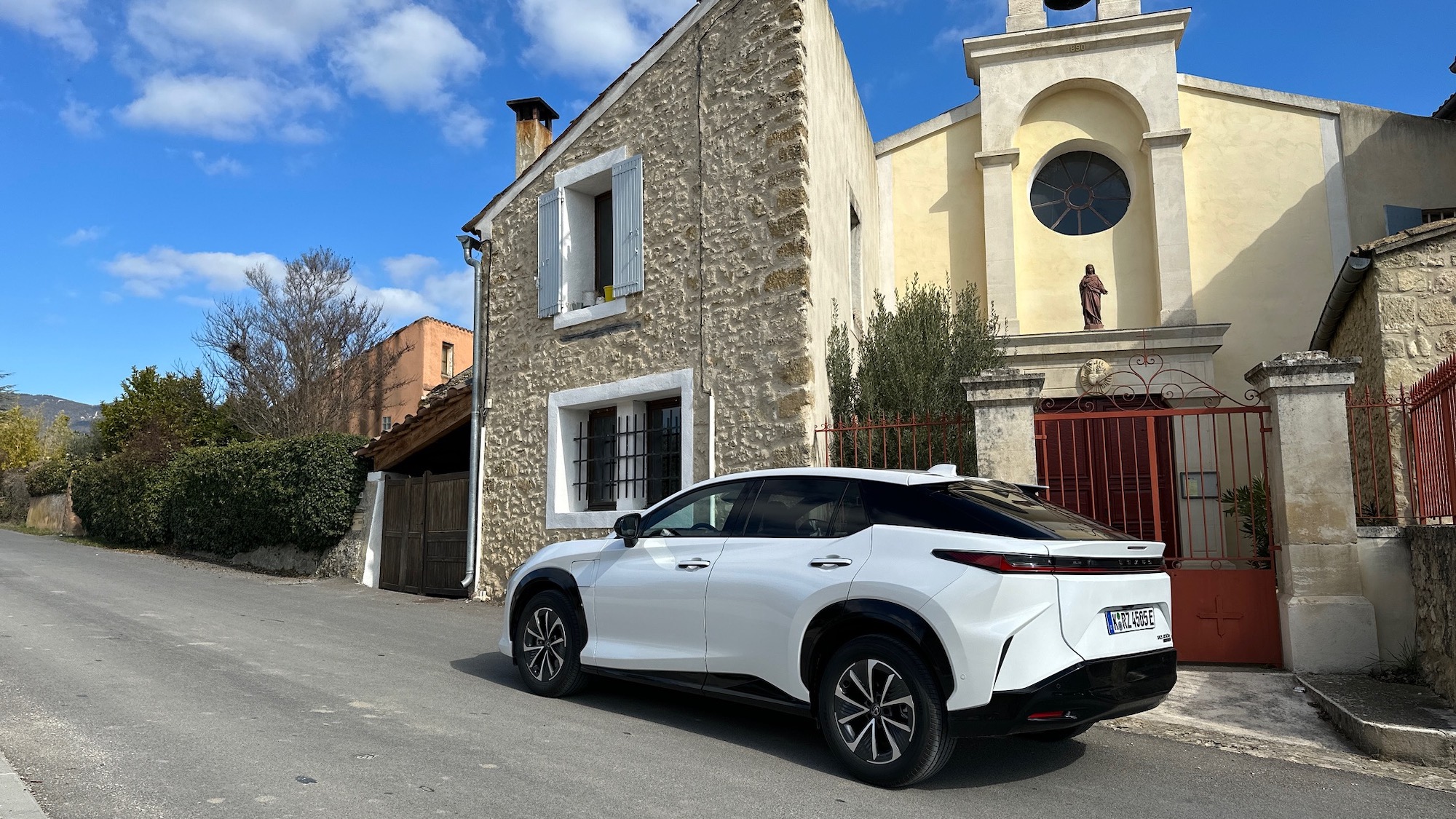 the lexus RZ 450e electric vehicle