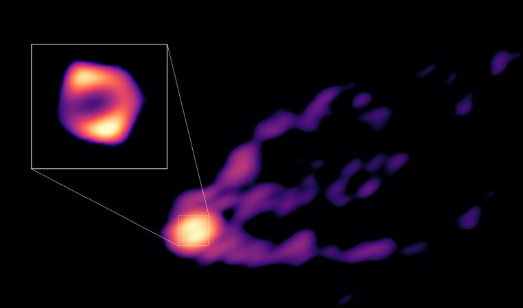 Closeup of vent horizon around M87, a supermassive black hole and the first black hole image