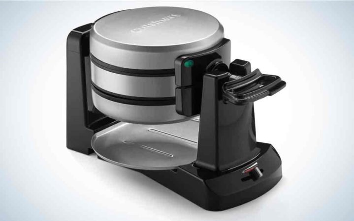  Cuisinart WAF-F40 Double Flip Belgian Waffle Maker