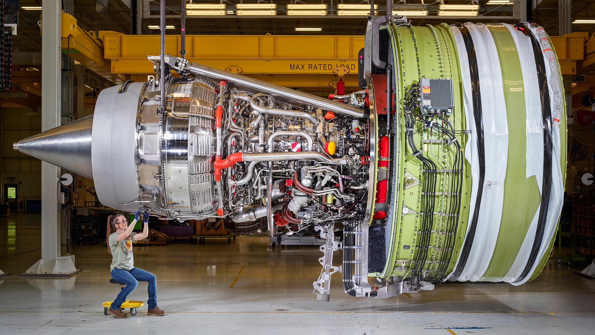 Inside Ge Peebles See The Guts Of Jet Engines Popular Science