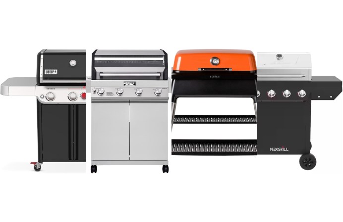 The best gas grills under $1000 on a plain white background.