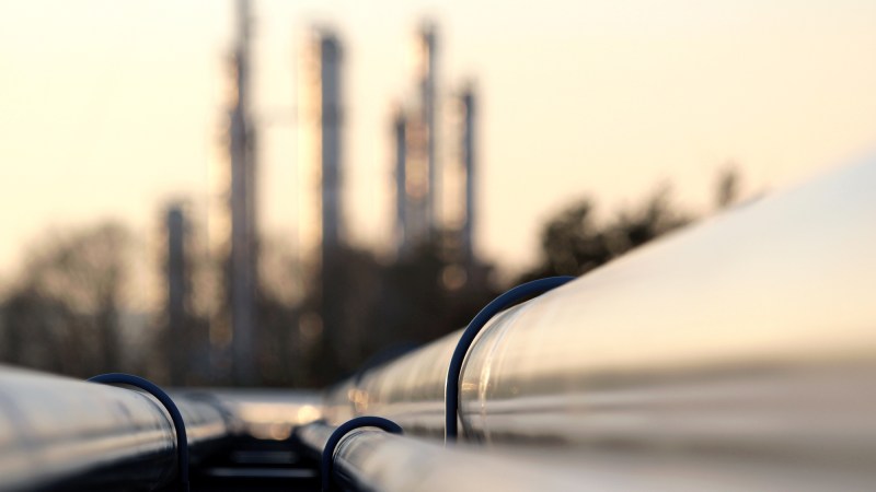 Pipeline connection at an oil refinery