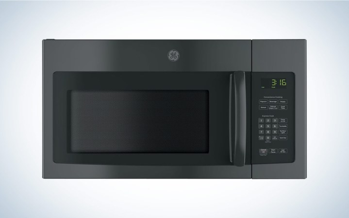  GE JNM3163DJBB microwave on a plain background