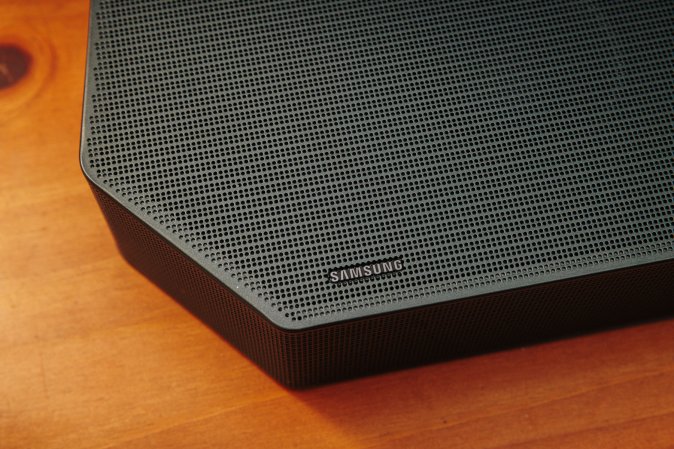  A close-up look at the grate on the Samsung Q900C soundbar