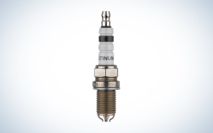  Bosch 4417 Platinum+4 FGR7DQP Spark Plug over a white background with a gradient