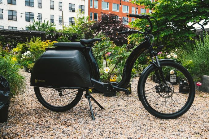 Civilized Cycles Model 1 commuter cargo bike