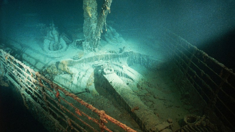 Underwater image of Titanic wreckage